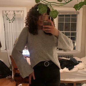 Madewell light grey bell sleeve sweater